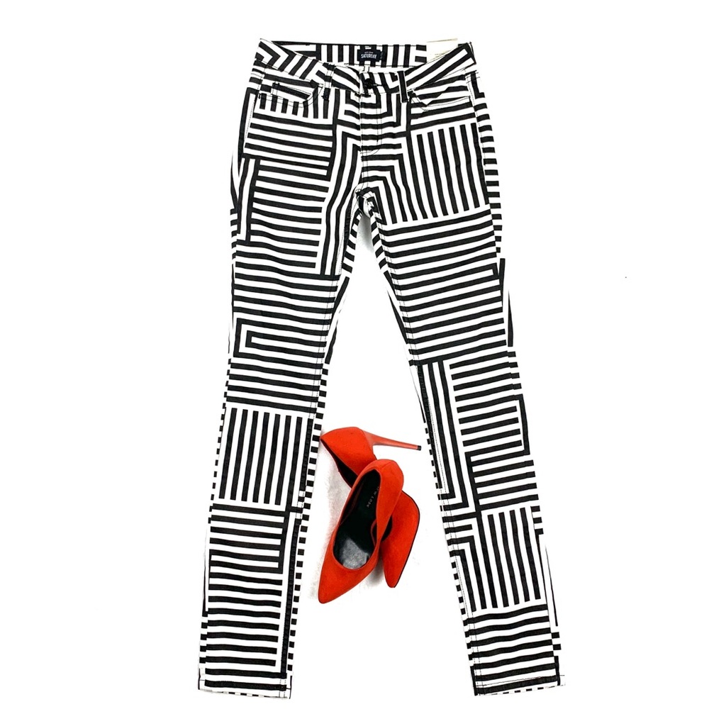Kate Spade Saturday White& Black Jeans SZ 25 - Picture 2 of 8